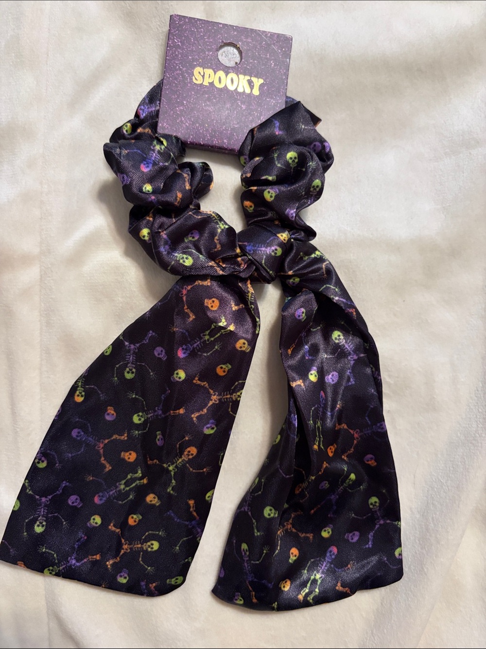 Black Satin Skull-Print Scarf Scrunchie